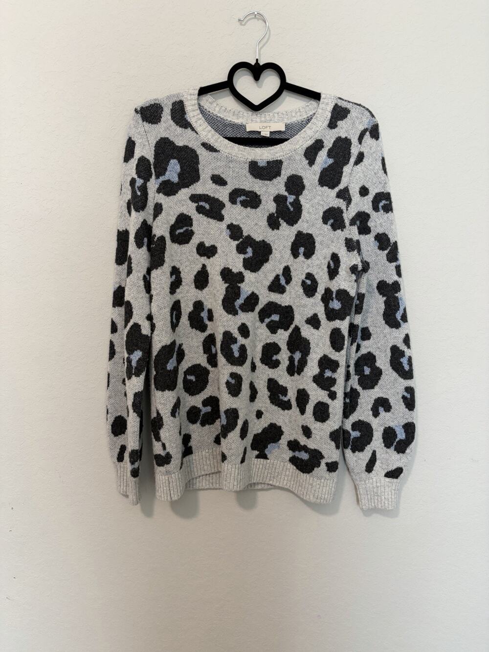 LOFT Gray Leopard Print Knit Crewneck Pullover Sweater Wool Blend Long Sleeve M